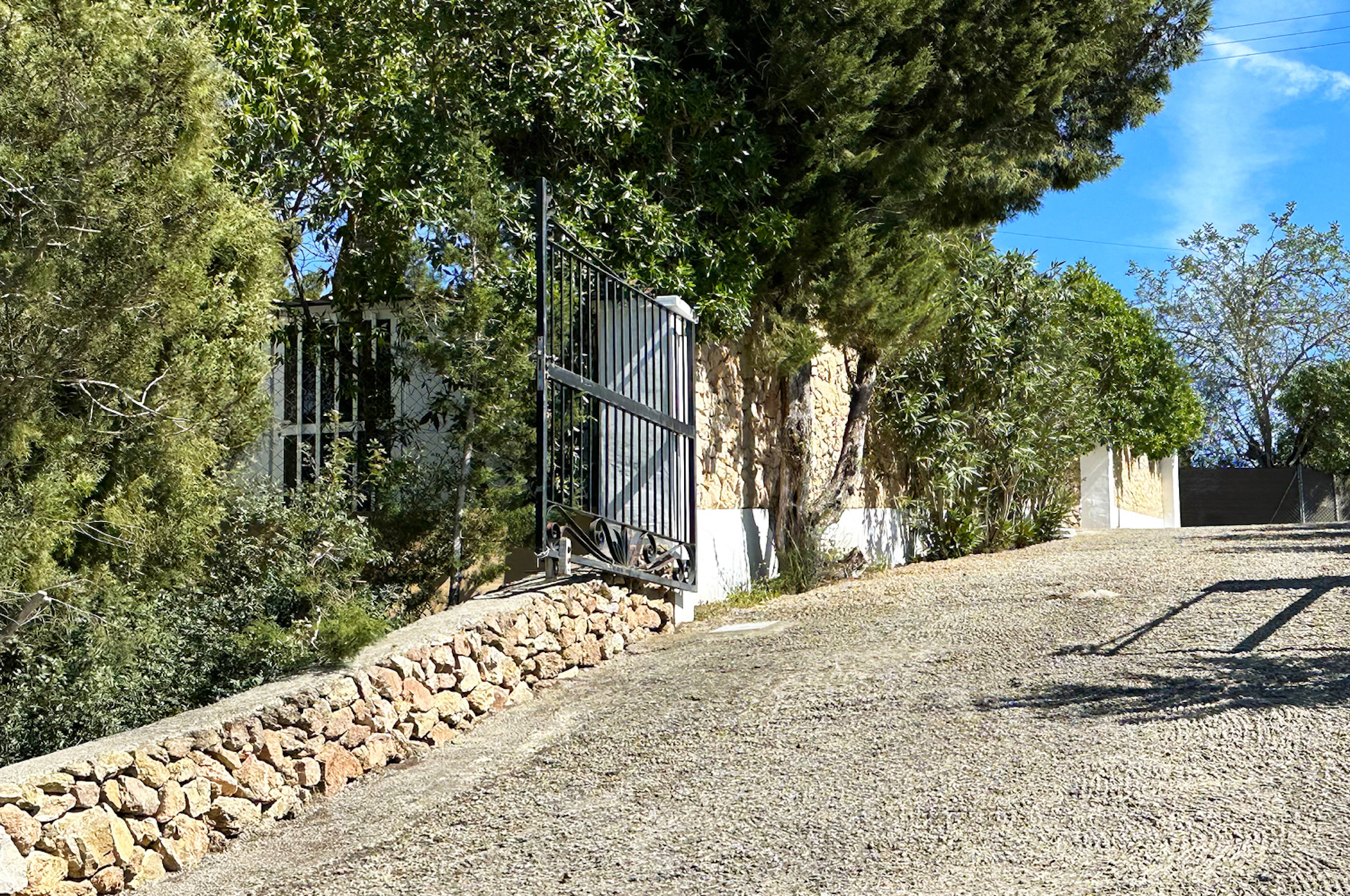 Resa estates Ibiza villa for sale renovation pool san jose entrance .jpg
